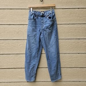 Madewell high waisted tapered pull-on jeans in Keefe wash size 26